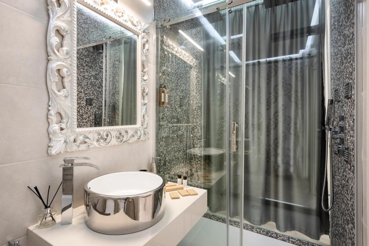 Primus Monti Suites ภายนอก รูปภาพ
